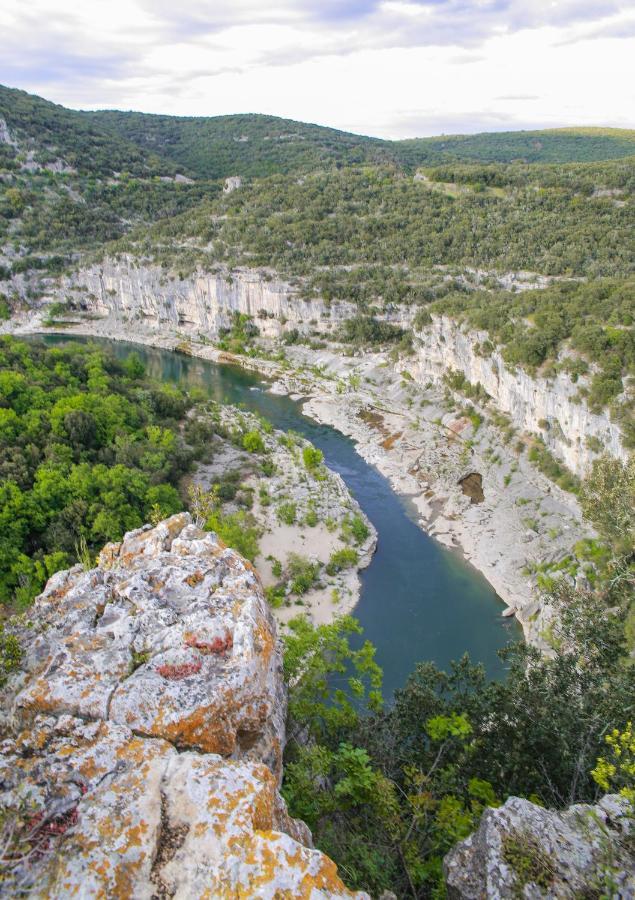 Les Yourtes De Provence Bed & Breakfast Saint-Paulet-de-Caisson Exterior photo