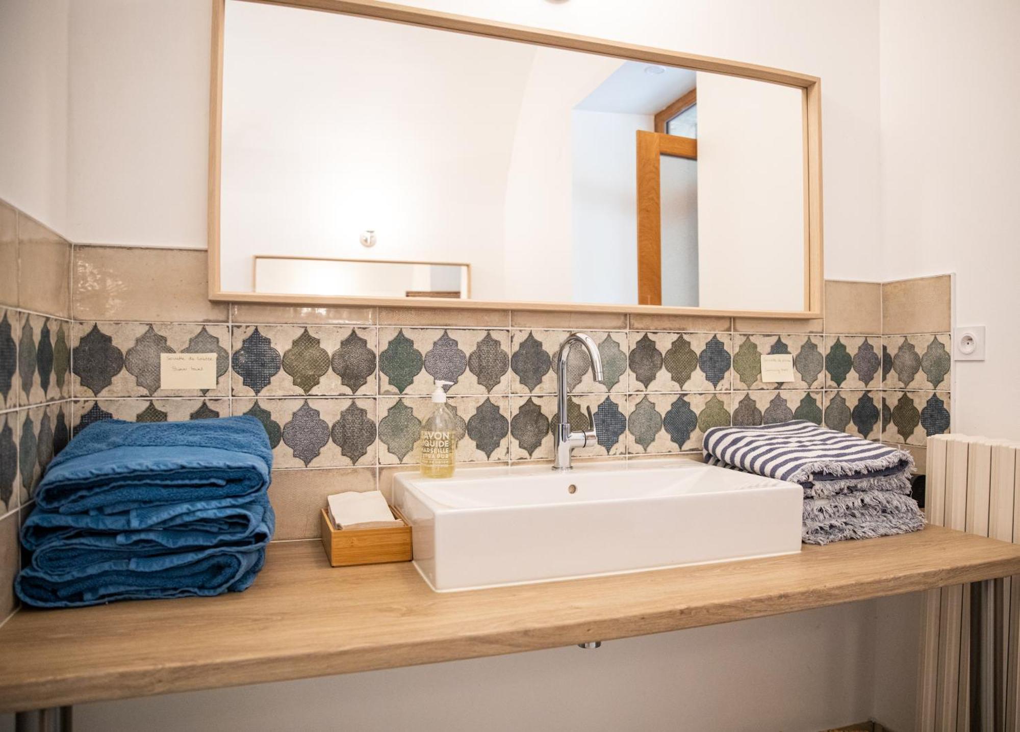 Les Yourtes De Provence Saint-Paulet-de-Caisson Room photo